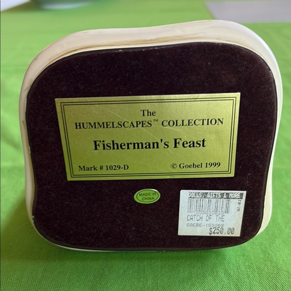 Hummel  “Fisherman's Feast” Hummelscape (Scene 1029-D Display) - Picture 8 of 8
